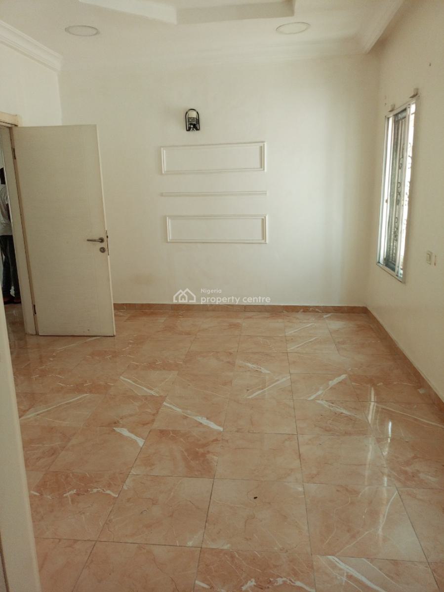 Price Reduced 4 Bedroom House with Bq Security House 4 Car Park, Osapa, Lekki, Lagos, Detached Duplex for Rent