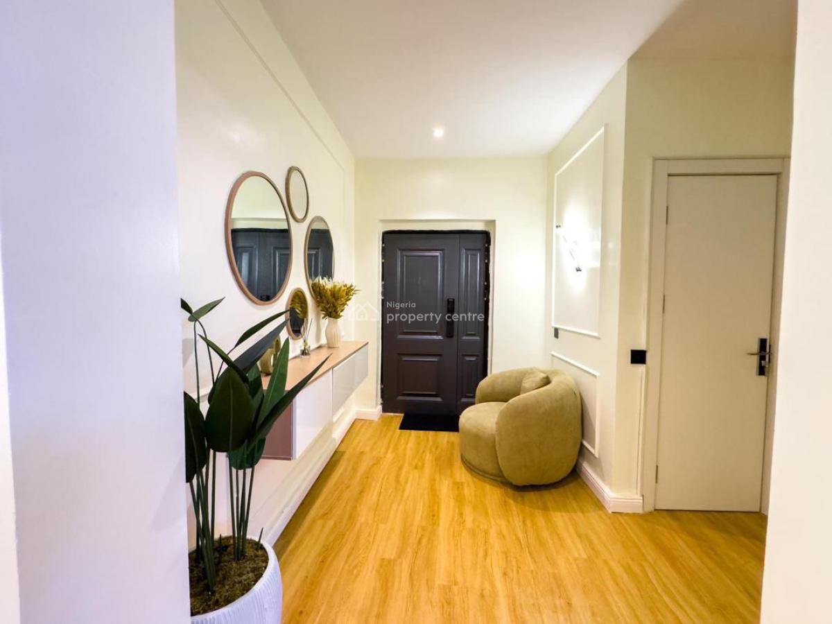 Well Furnitured 2 Bedroom Apartment with Quality Facilities, Lekki Phase 1, Lekki, Lagos, Flat / Apartment Short Let