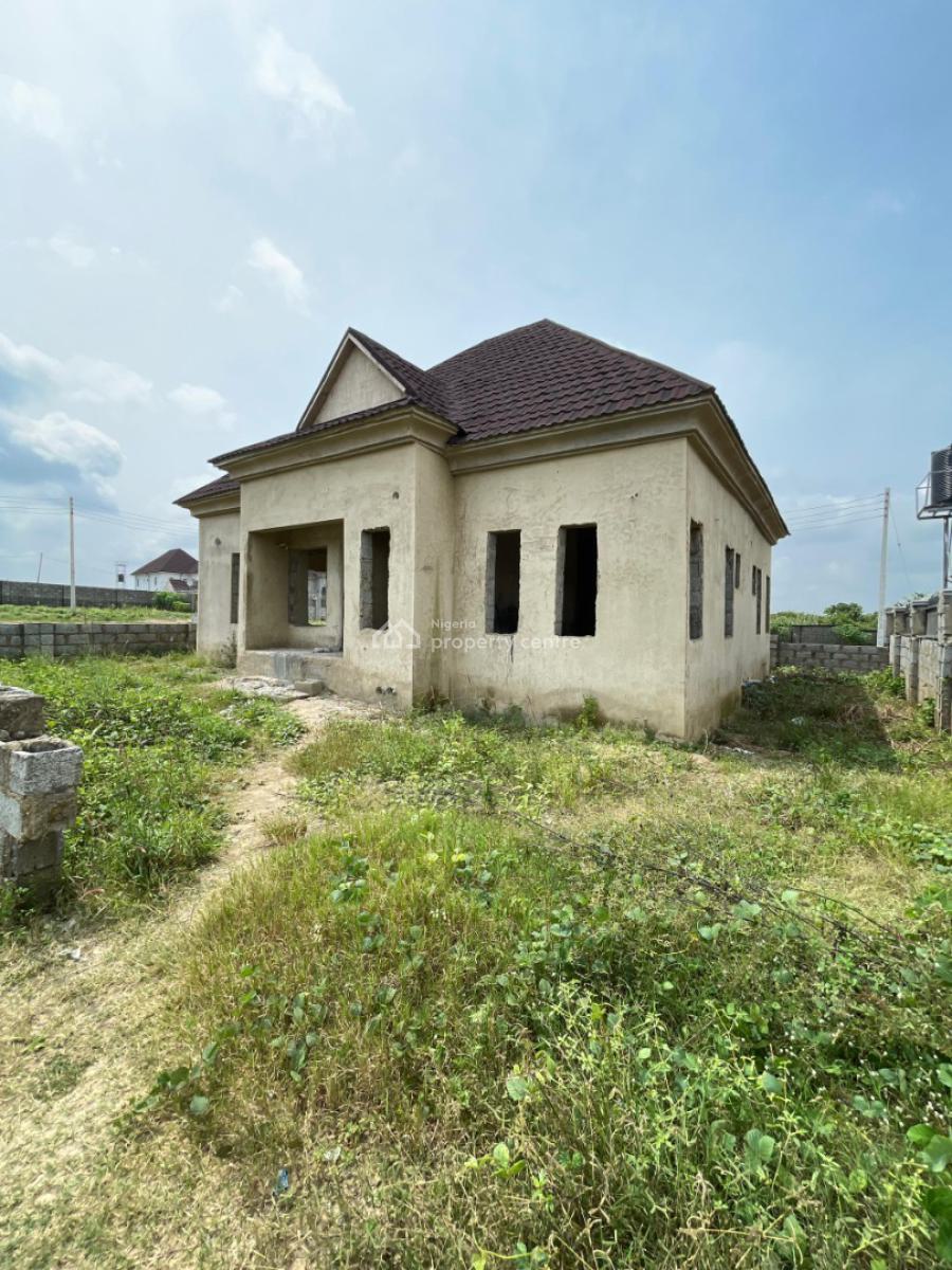 Luxury 3 Bedroom Detached Duplex in a Developing Neighbourhood, Lugbe District, Abuja, Detached Duplex for Sale