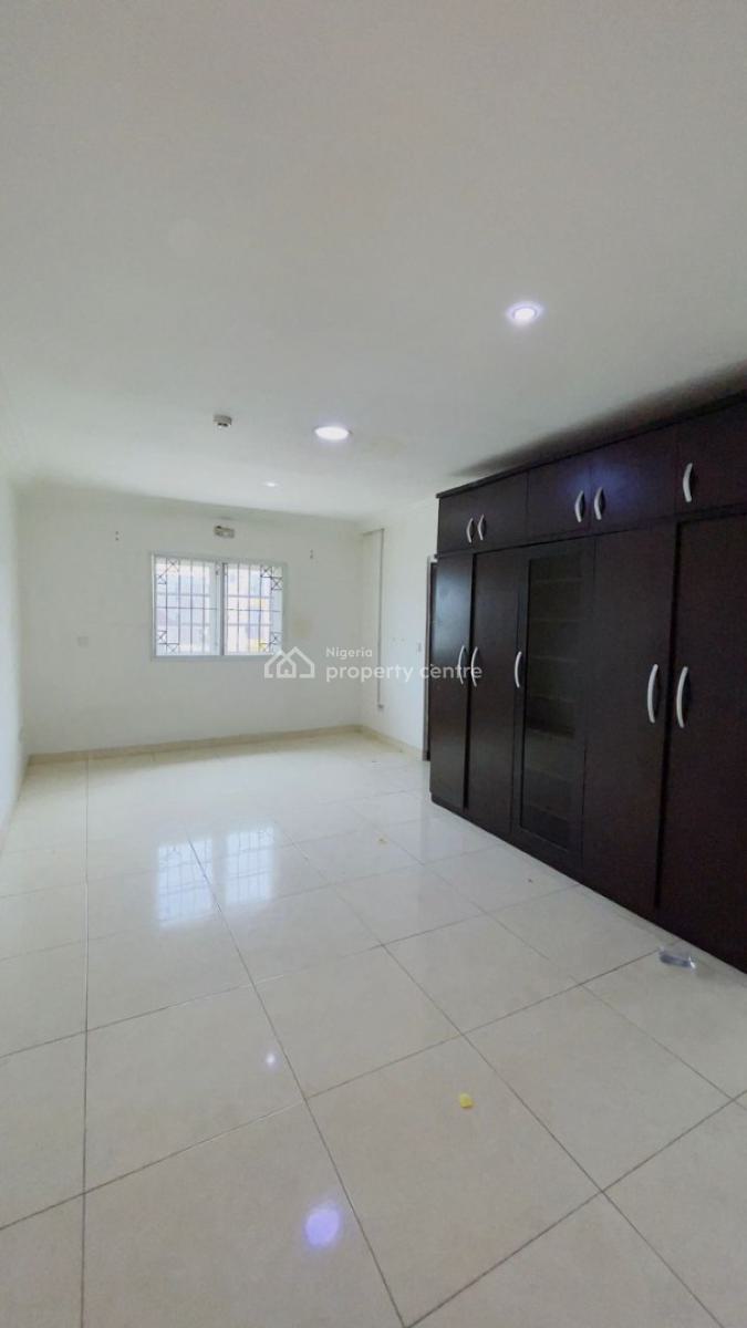 3 Bedroom Flat with Bq, Off Freedom Way, Lekki Phase 1, Lekki, Lagos, Flat / Apartment for Rent
