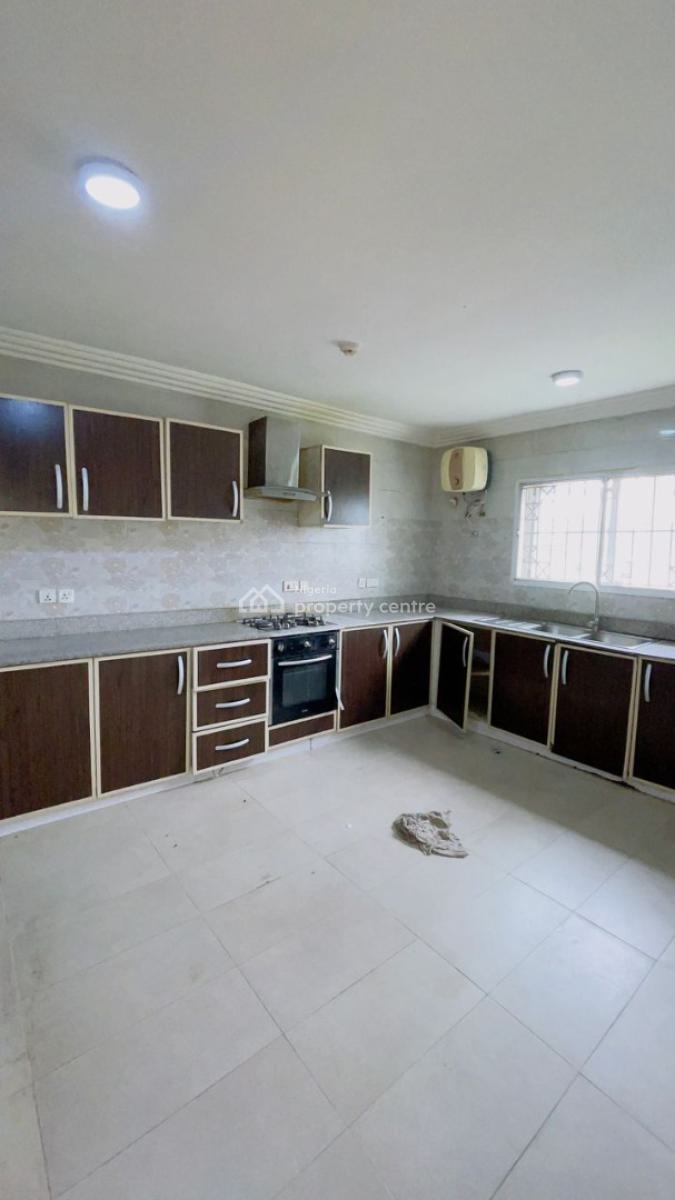 3 Bedroom Flat with Bq, Off Freedom Way, Lekki Phase 1, Lekki, Lagos, Flat / Apartment for Rent