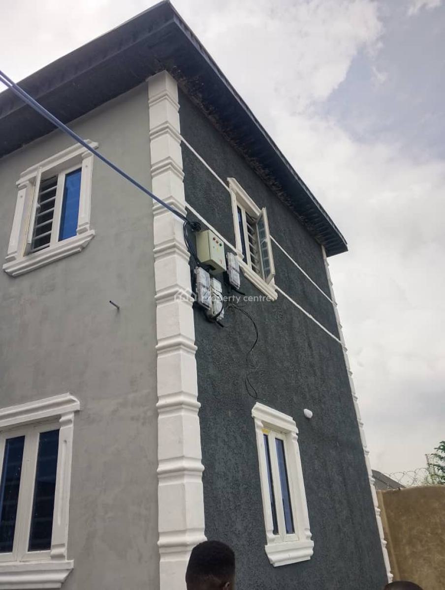 a Newly Built Room and Parlor, Lucky Fiber Road, Ikorodu, Lagos, Flat / Apartment for Rent