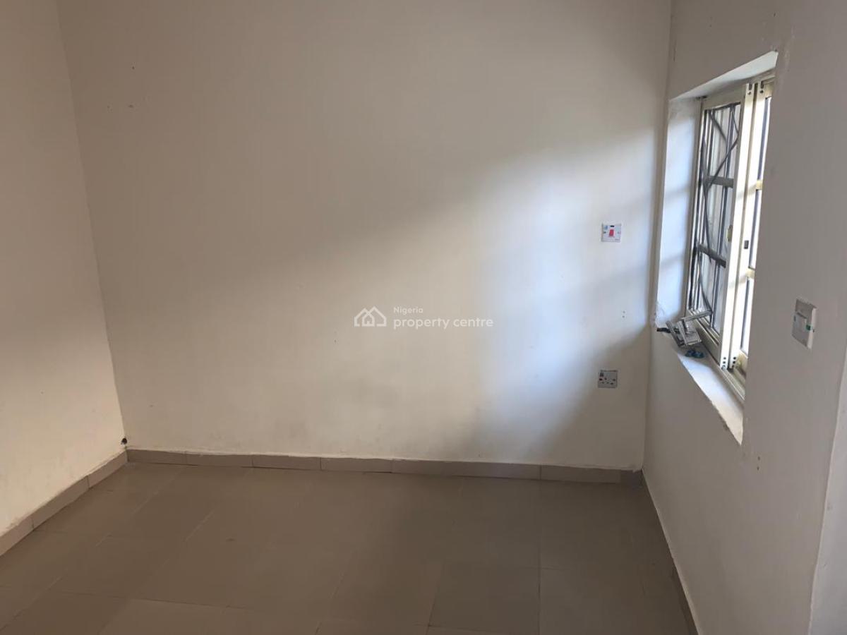 Single Room Bq with Ac & Wifi, Babatunde Anjous, Lekki Phase 1, Lekki, Lagos, Self Contain (single Rooms) for Rent