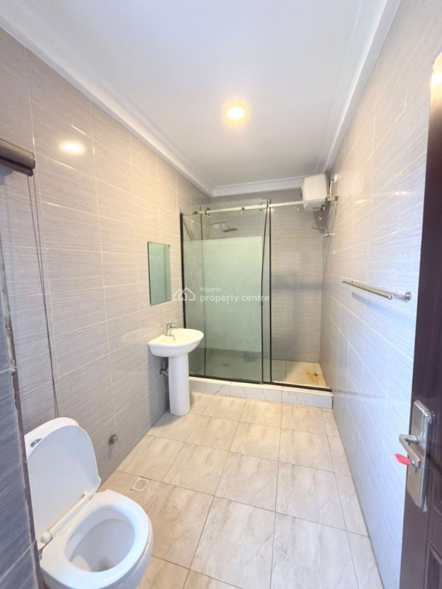 Luxurious Massive 2 Bedroom Flat, By Gilmor, Jahi, Abuja, Flat / Apartment for Rent