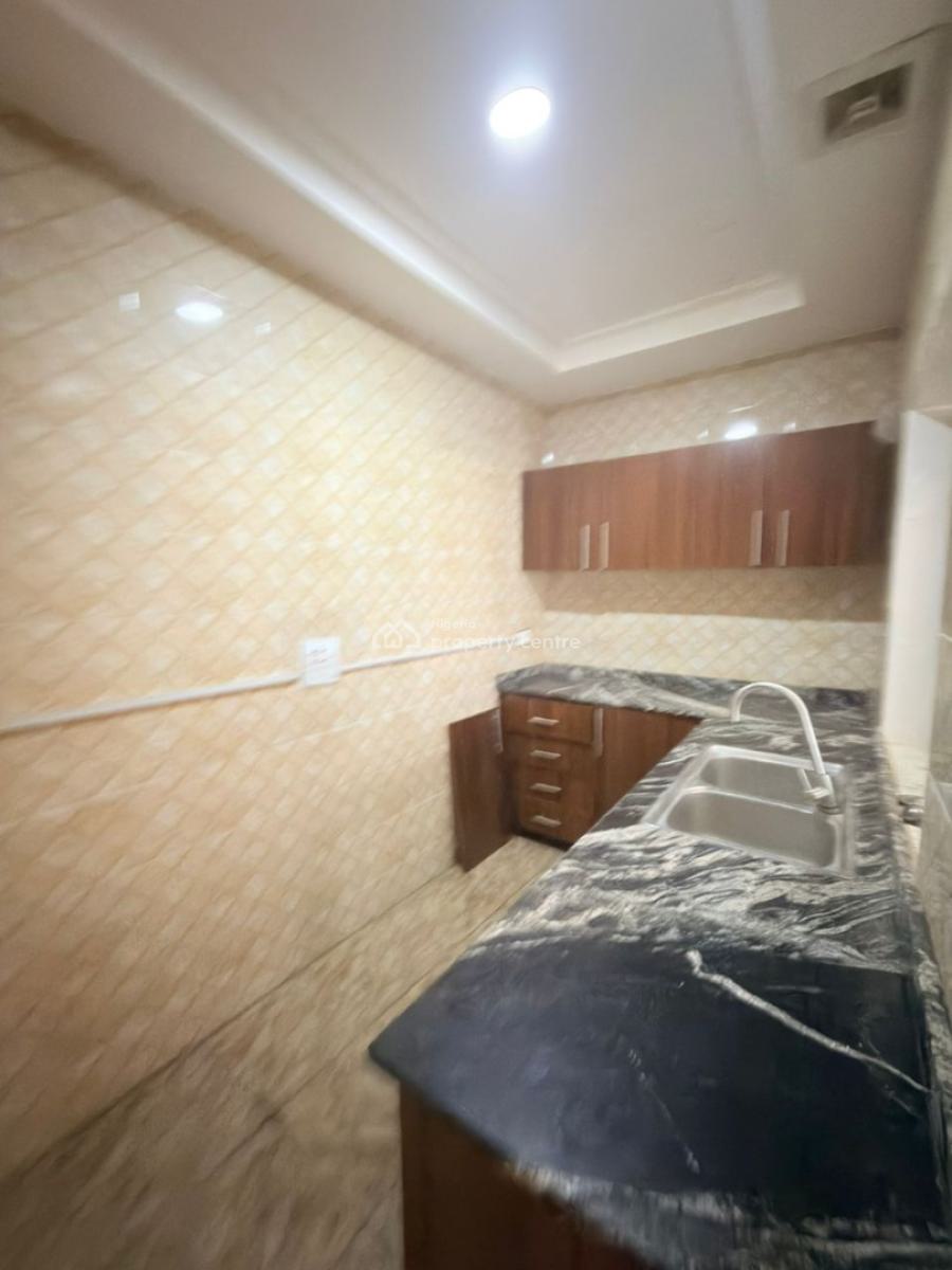 Luxurious Massive 2 Bedroom Flat, By Gilmor, Jahi, Abuja, Flat / Apartment for Rent