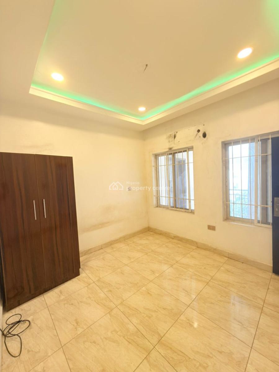 Luxurious Massive 2 Bedroom Flat, By Gilmor, Jahi, Abuja, Flat / Apartment for Rent