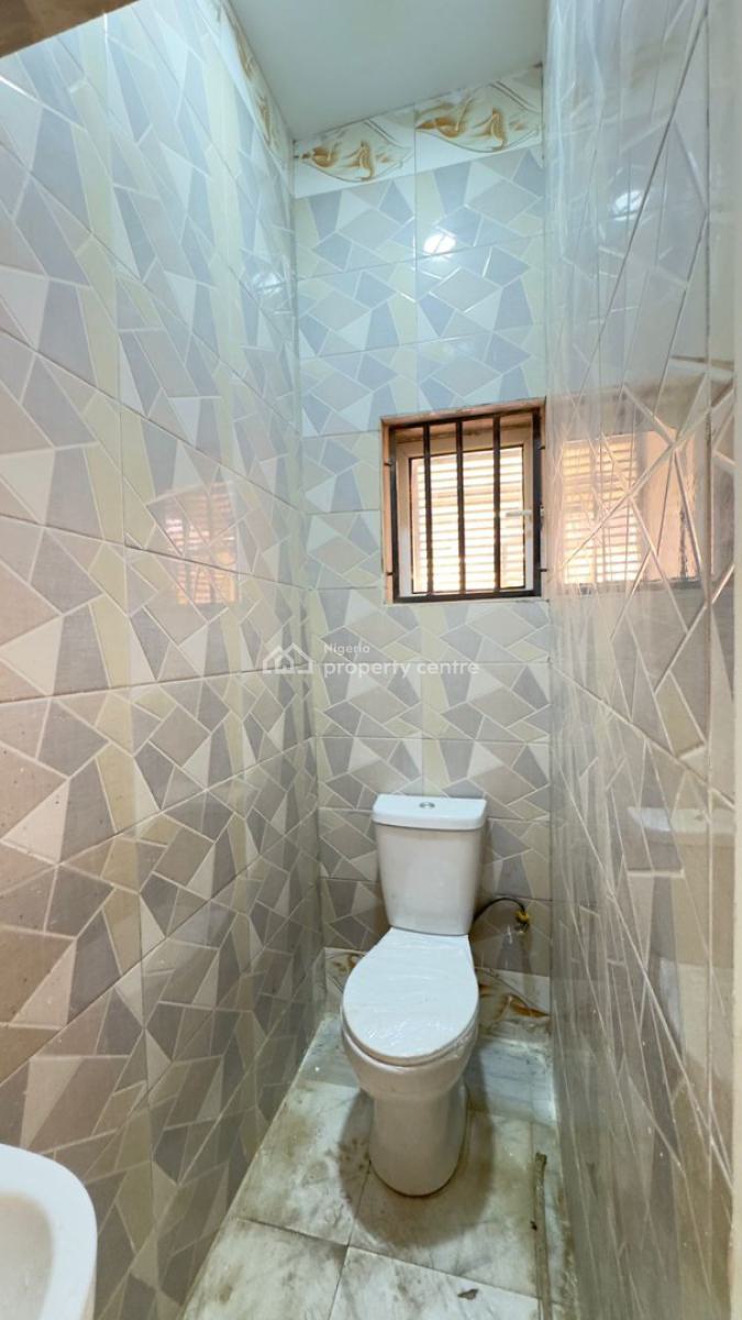 Luxurious Massive 2 Bedroom Flat, By Gilmor, Jahi, Abuja, Flat / Apartment for Rent