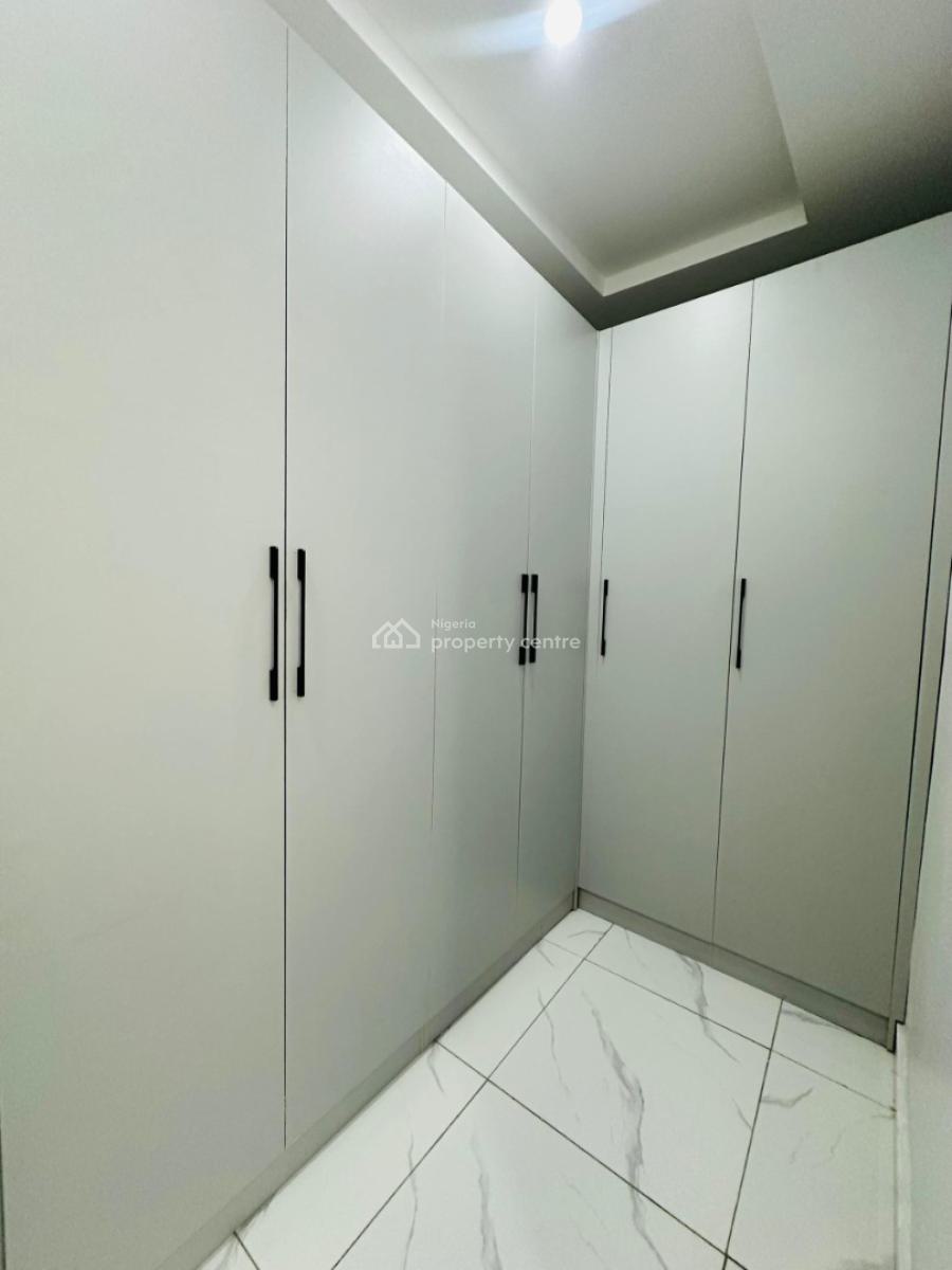 Furnished 4 Bedroom Penthouse, Gbagada, Lagos, Block of Flats for Sale