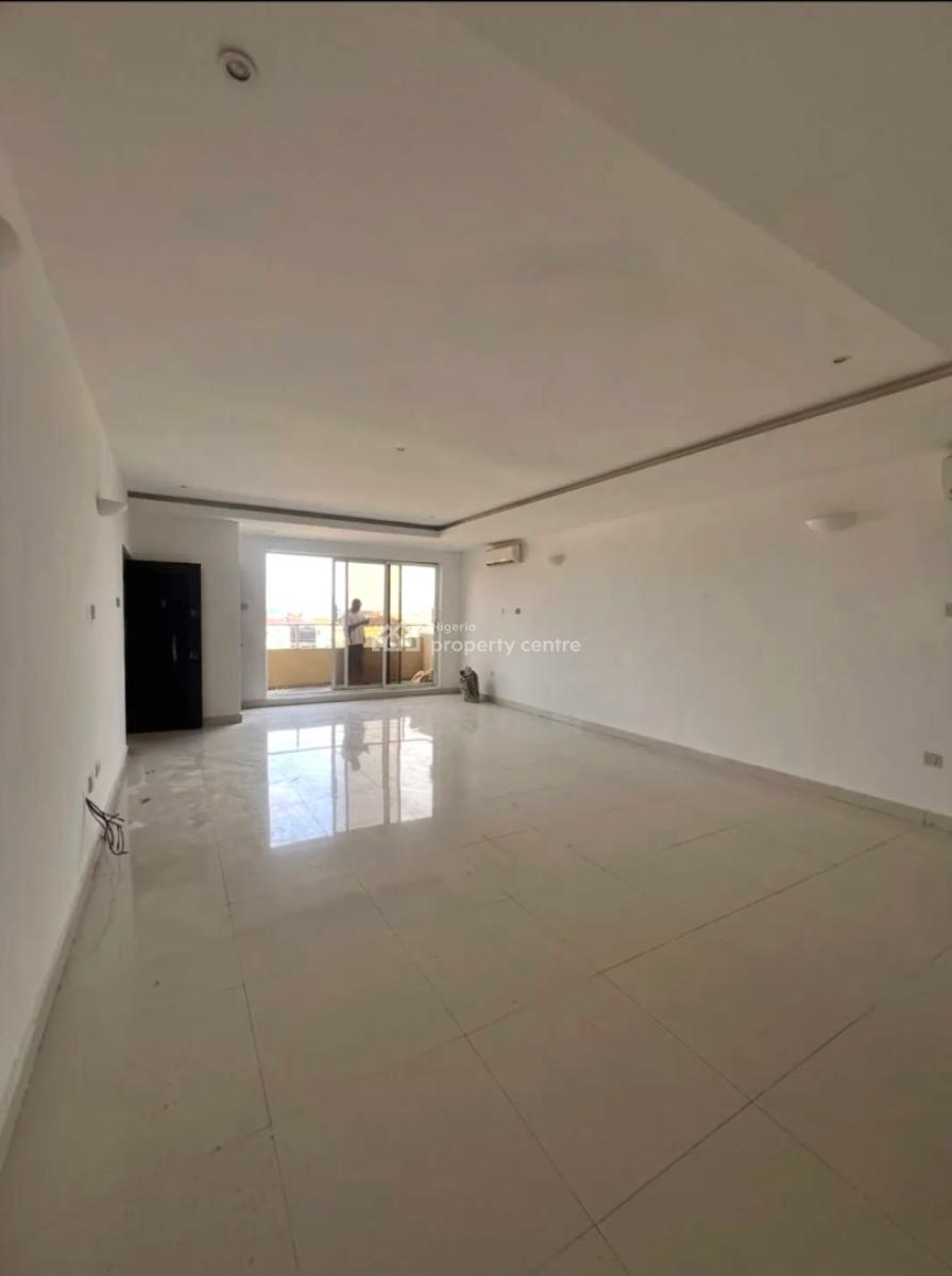 Exquisite 3 Bedroom Apartment in a Serene Court (first Floor), Off Hakeem Dickson Street, Lekki Phase 1, Lekki, Lagos, Flat / Apartment for Rent