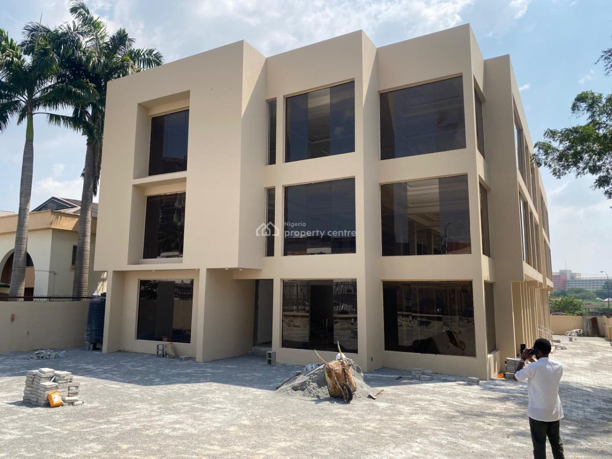 a Commercial Office Complex, Off Ademola Adetokunbo Crescent, Wuse 2, Abuja, Plaza / Complex / Mall for Sale