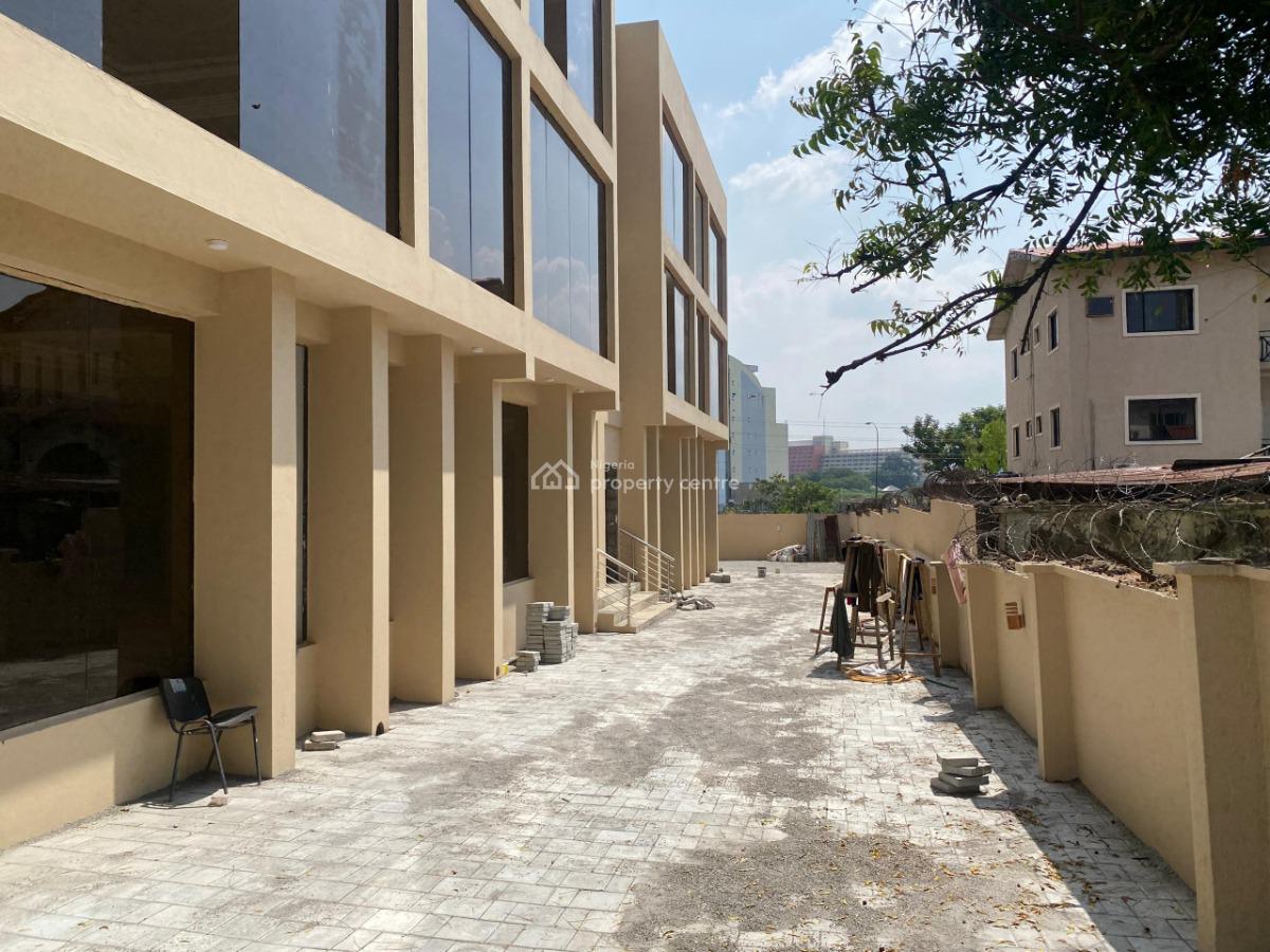 a Commercial Office Complex, Off Ademola Adetokunbo Crescent, Wuse 2, Abuja, Plaza / Complex / Mall for Sale