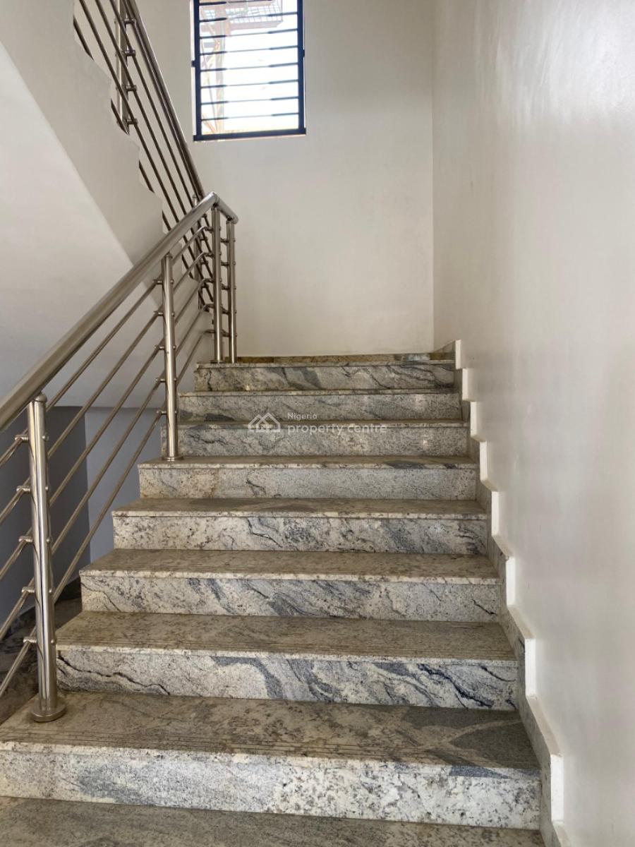 a Commercial Office Complex, Off Ademola Adetokunbo Crescent, Wuse 2, Abuja, Plaza / Complex / Mall for Sale