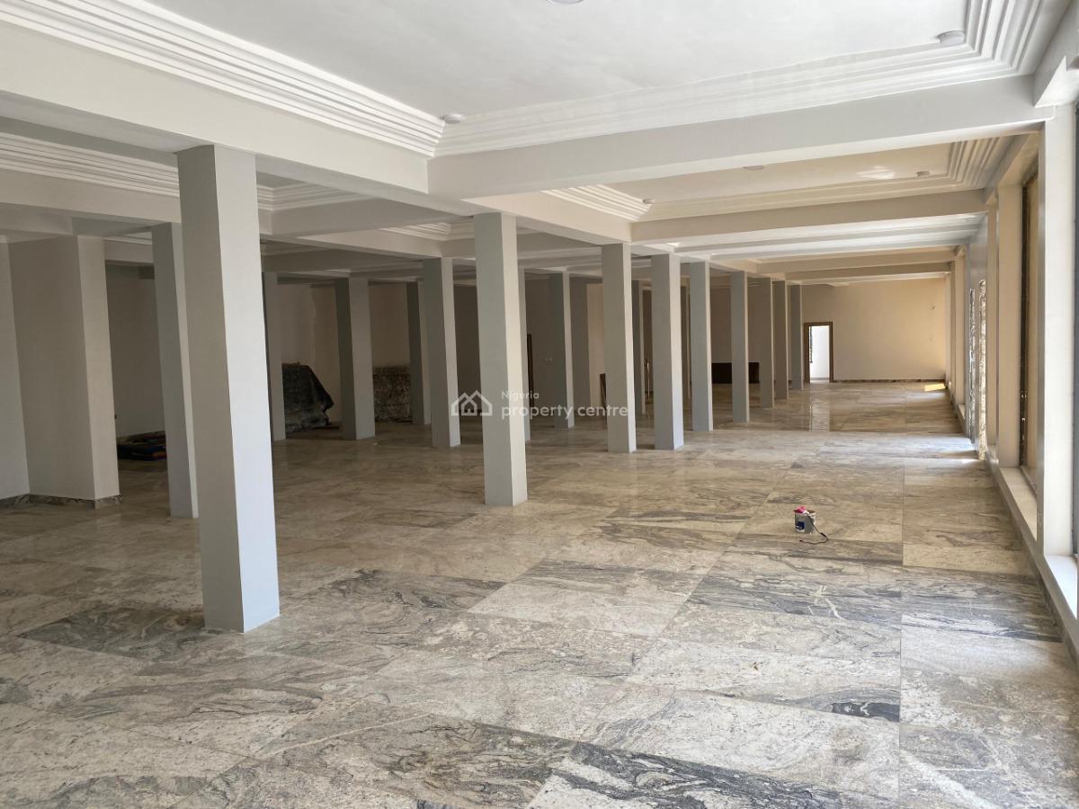 a Commercial Office Complex, Off Ademola Adetokunbo Crescent, Wuse 2, Abuja, Plaza / Complex / Mall for Sale