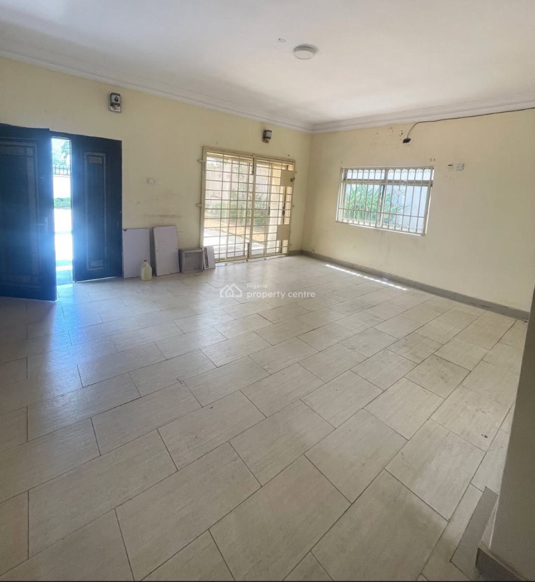 Self-serviced 5 Bedroom Semi-detached Duplex, Lekki Phase 1, Lekki, Lagos, Semi-detached Duplex for Rent