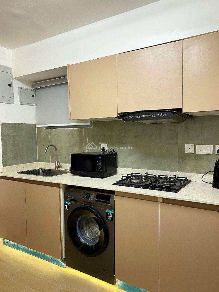 Fully Furnished and Luxury 1 Bedroom Serviced Apartment with Swimming Pool, Lekki Phase 1, Lekki, Lagos, Flat / Apartment for Rent