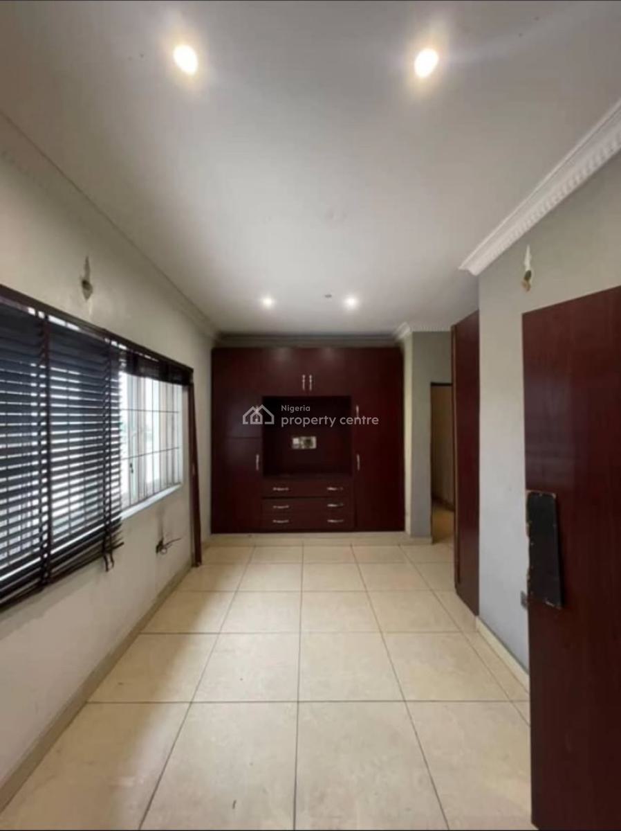 Serviced 2 Bedroom Penthouse with a Study Room, Lekki Phase 1, Lekki, Lagos, House for Rent