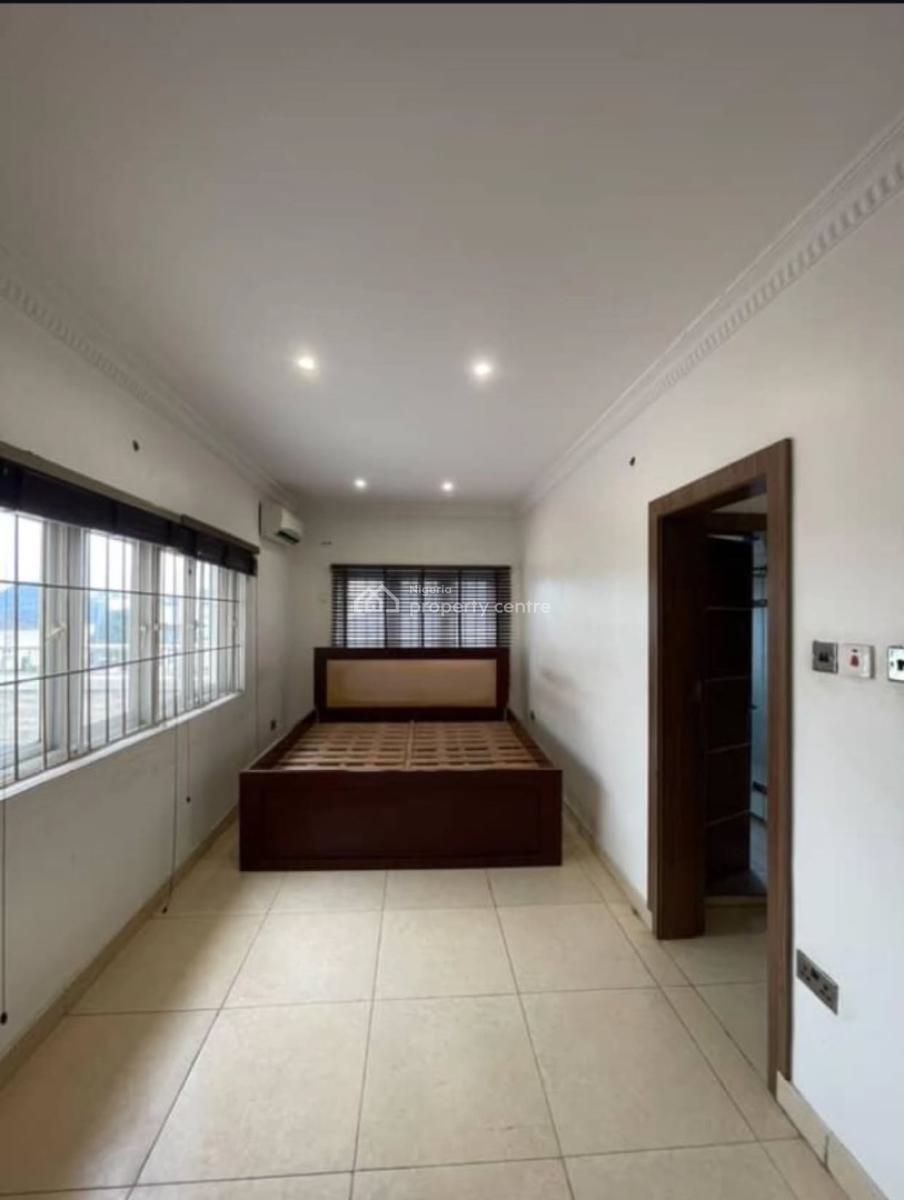 Serviced 2 Bedroom Penthouse with a Study Room, Lekki Phase 1, Lekki, Lagos, House for Rent