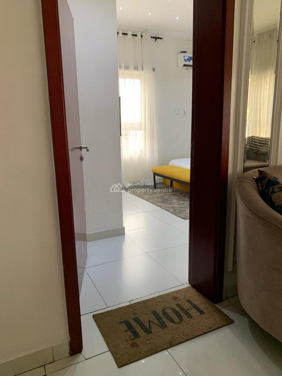 Furnished 2bedroom with 24hours Light, Off Admiralty Way, Lekki Phase 1, Lekki, Lagos, Flat / Apartment for Rent
