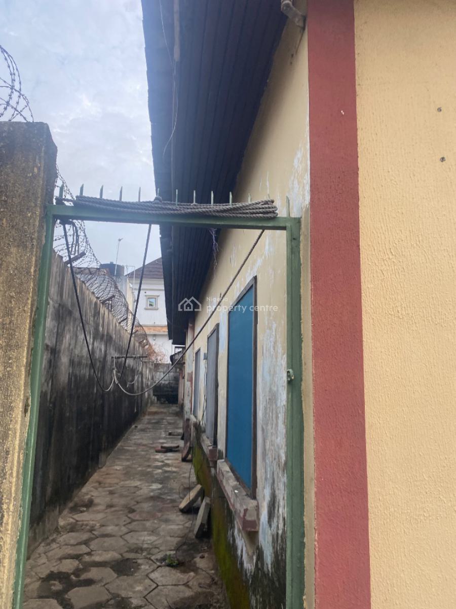 Nice 3 Bedroom Bungalow, Gbajumo Street, Adeniran Ogunsanya, Surulere, Lagos, House for Sale