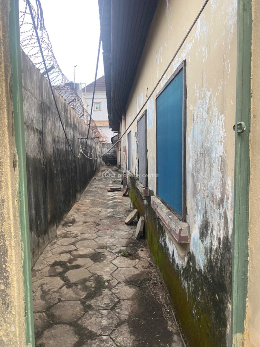 Nice 3 Bedroom Bungalow, Gbajumo Street, Adeniran Ogunsanya, Surulere, Lagos, House for Sale