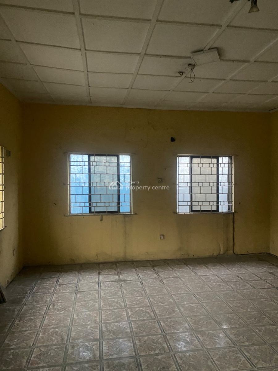 Nice 3 Bedroom Bungalow, Gbajumo Street, Adeniran Ogunsanya, Surulere, Lagos, House for Sale