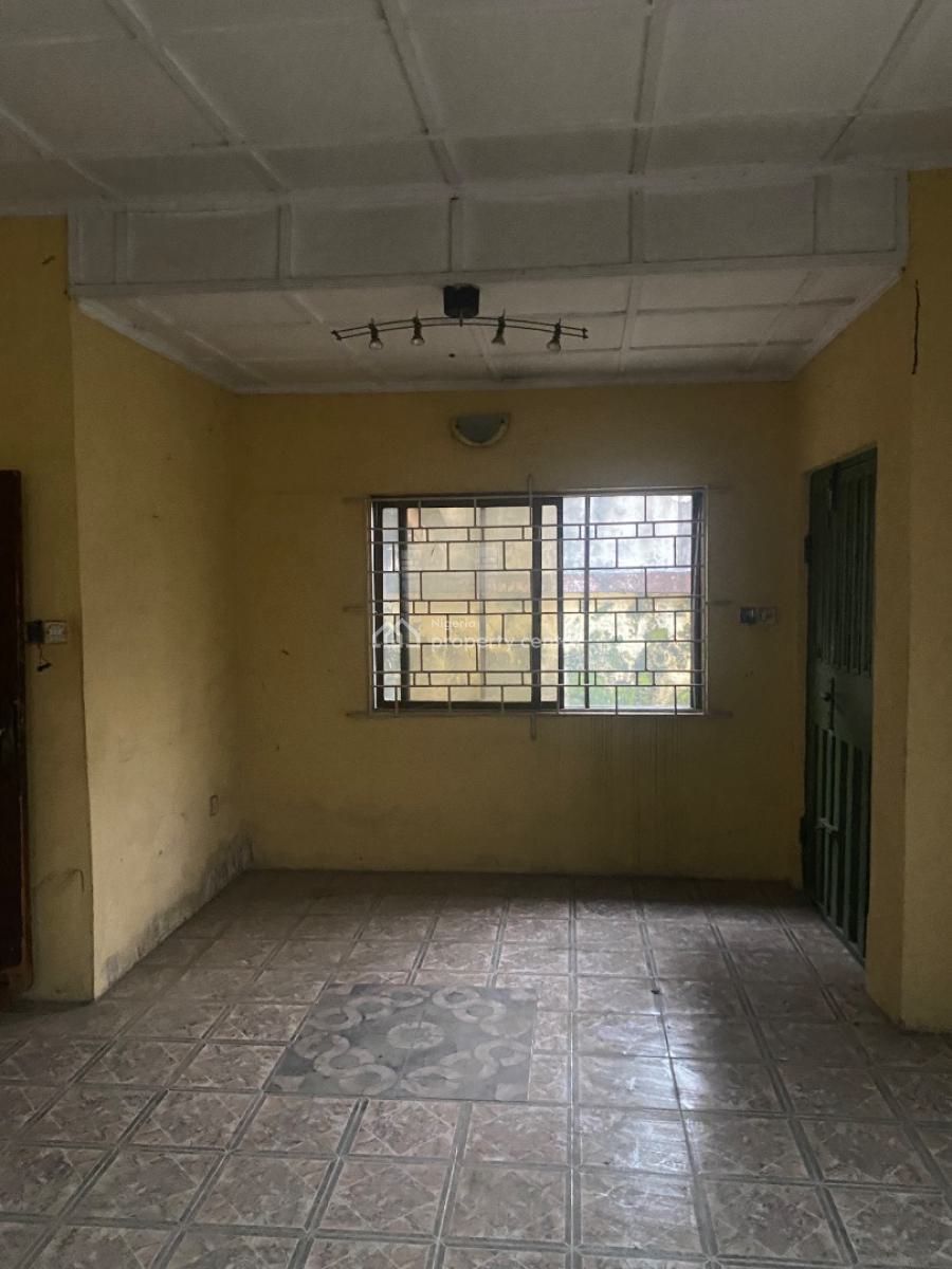 Nice 3 Bedroom Bungalow, Gbajumo Street, Adeniran Ogunsanya, Surulere, Lagos, House for Sale