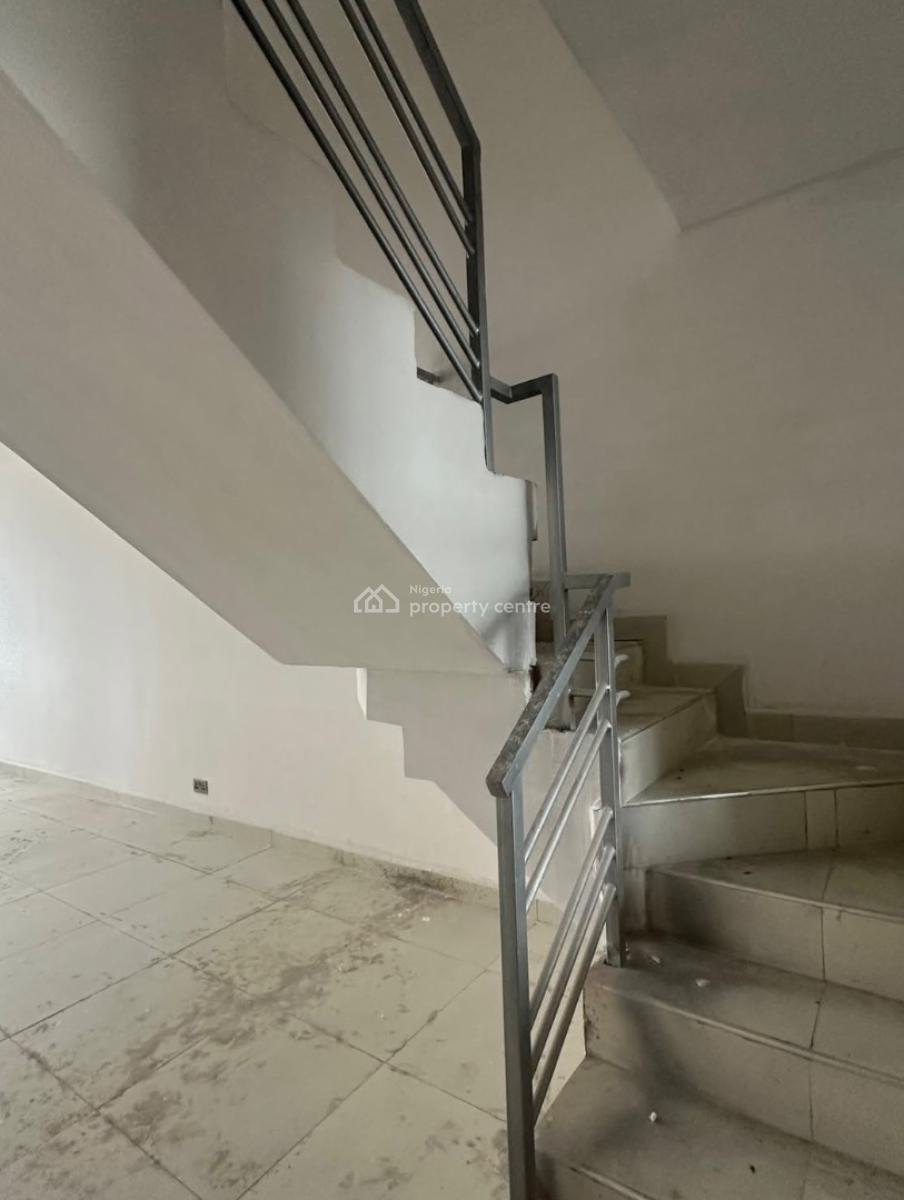 Luxury 2 Bedroom Loft in a New Estate, Off Freedom Way, Lekki Phase 1, Lekki, Lagos, Flat / Apartment for Sale