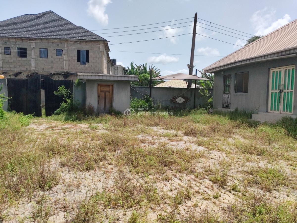 Fenced Cornerpiece Land  with Bungalow in Developed Location, Ogombo, Ajah, Lagos, Residential Land for Sale
