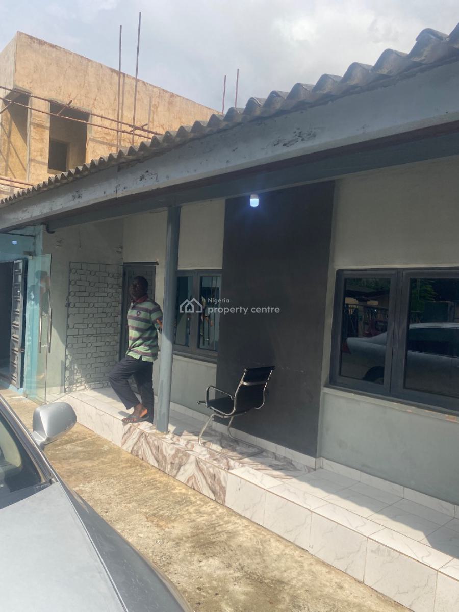 Nice and Newly Renovated 4 Bedroom Bungalow with an Open Space, Bassie Ogamba Street, Adeniran Ogunsanya, Surulere, Lagos, House for Sale