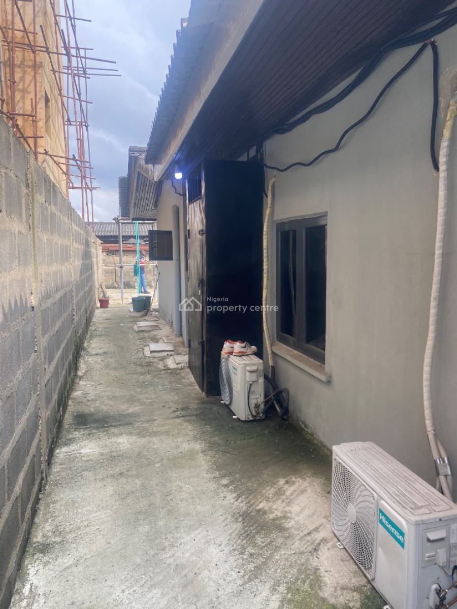 Nice and Newly Renovated 4 Bedroom Bungalow with an Open Space, Bassie Ogamba Street, Adeniran Ogunsanya, Surulere, Lagos, House for Sale