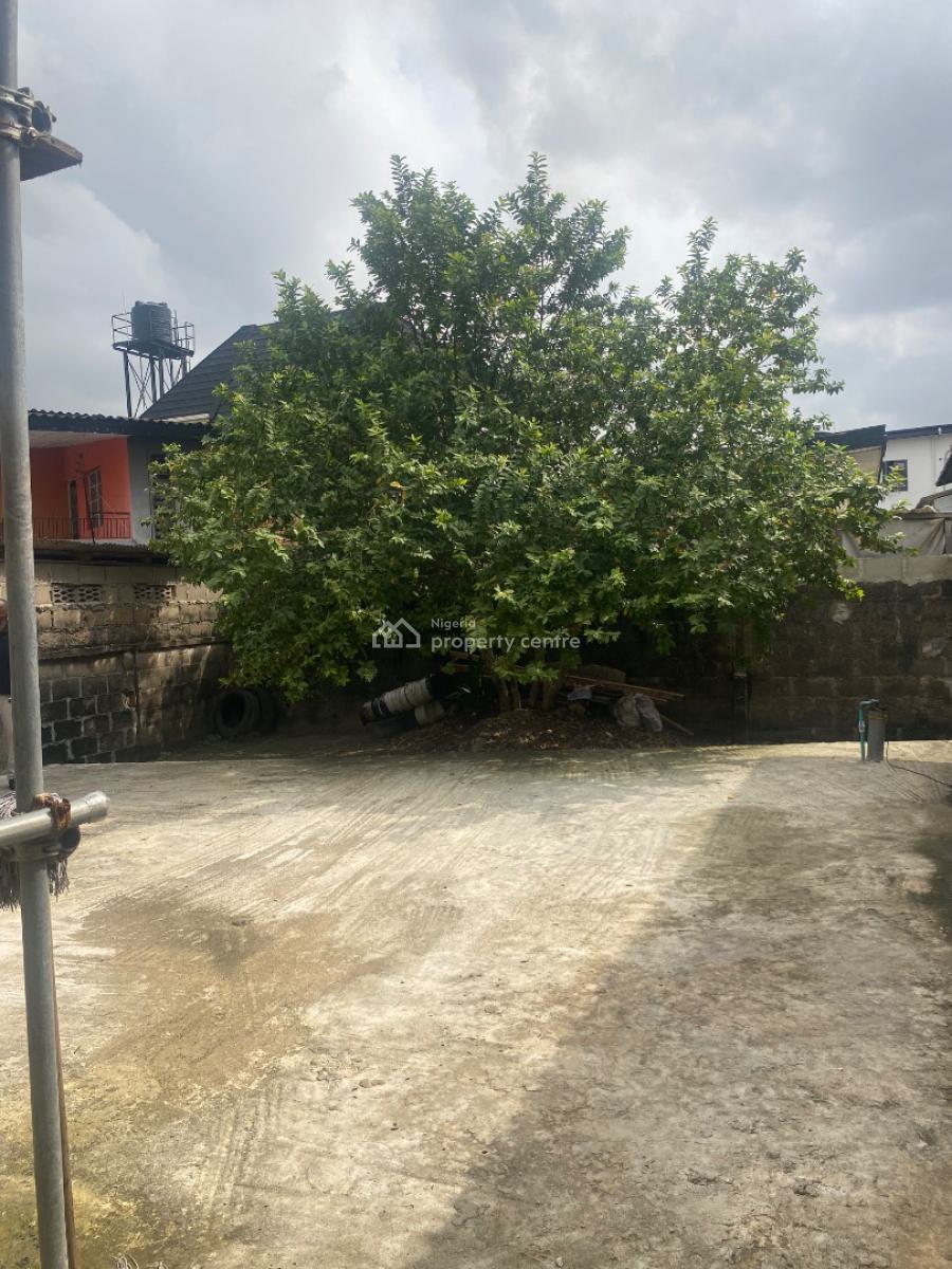 Nice and Newly Renovated 4 Bedroom Bungalow with an Open Space, Bassie Ogamba Street, Adeniran Ogunsanya, Surulere, Lagos, House for Sale