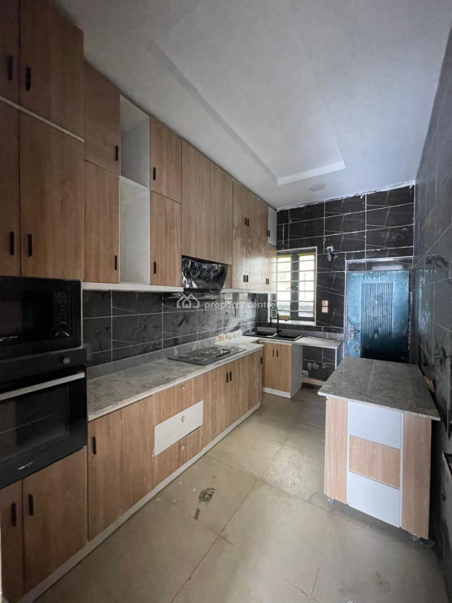 4 Bedrooms Terraces Detached, Ikota, Lekki, Lagos, Terraced Duplex for Sale