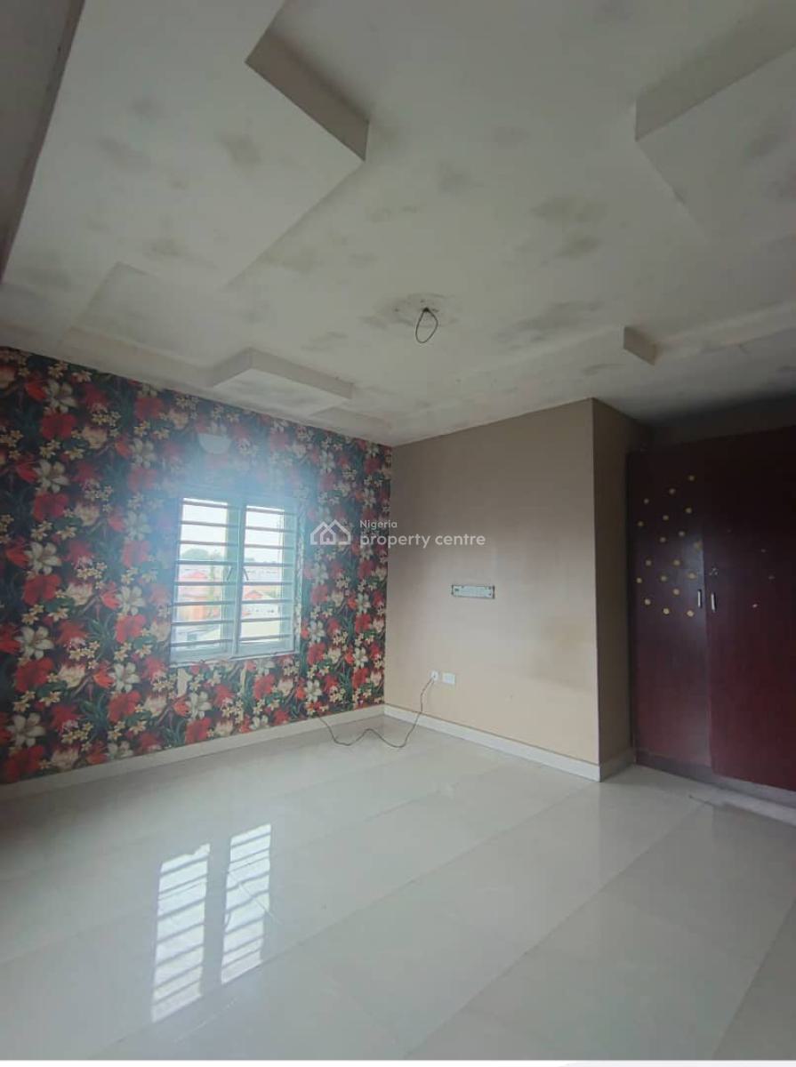 Clean 2 Bedroom Apartment, Beside Lbs, Sangotedo, Ajah, Lagos, Flat / Apartment for Rent