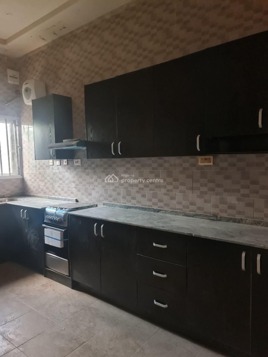 Exquisite 4-bedroom Terrace with Bq, Apo Resettlement, Apo, Abuja, Terraced Duplex for Sale