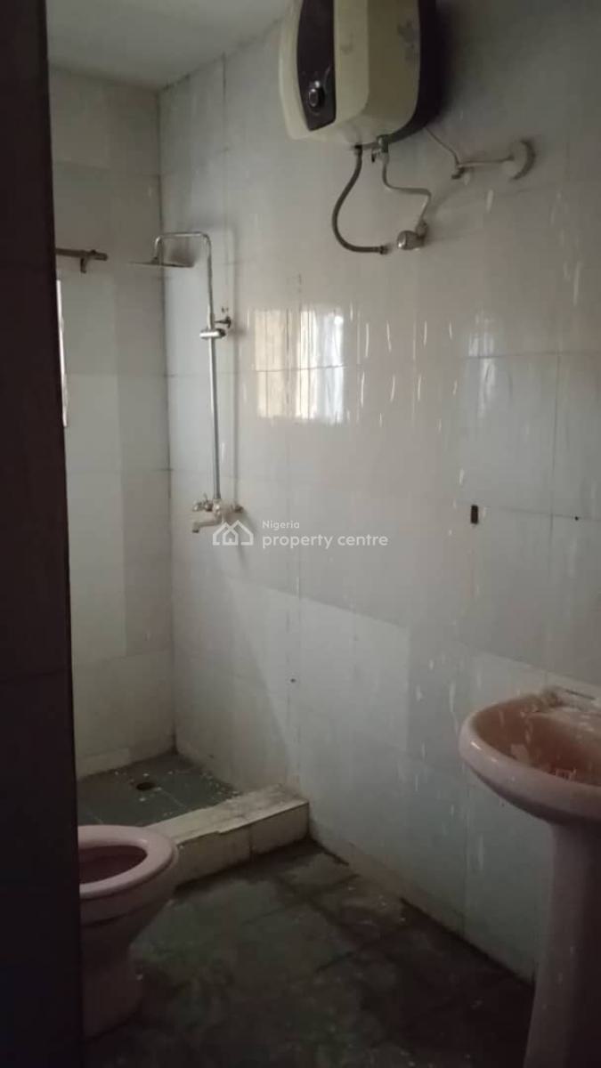 3 Bedroom Flat, Gra Phase 1, Magodo, Lagos, Flat / Apartment for Rent
