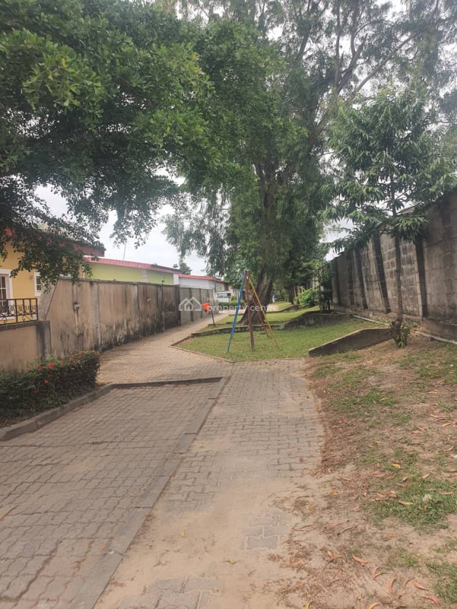 3 Bedroom Bungalow with a Penthouse, Mayfair Garden Estate, Lekki Express Way, Lekki, Lagos, House for Sale