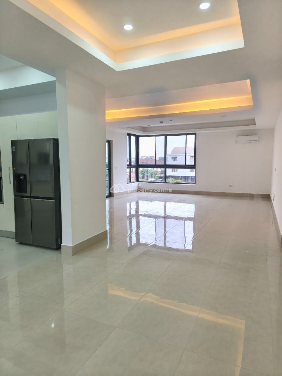 Super Luxury Serviced 3 Bedroom Flat with Bq, Central Estate Lekki Phase 1, Lekki, Lagos, Flat / Apartment for Sale