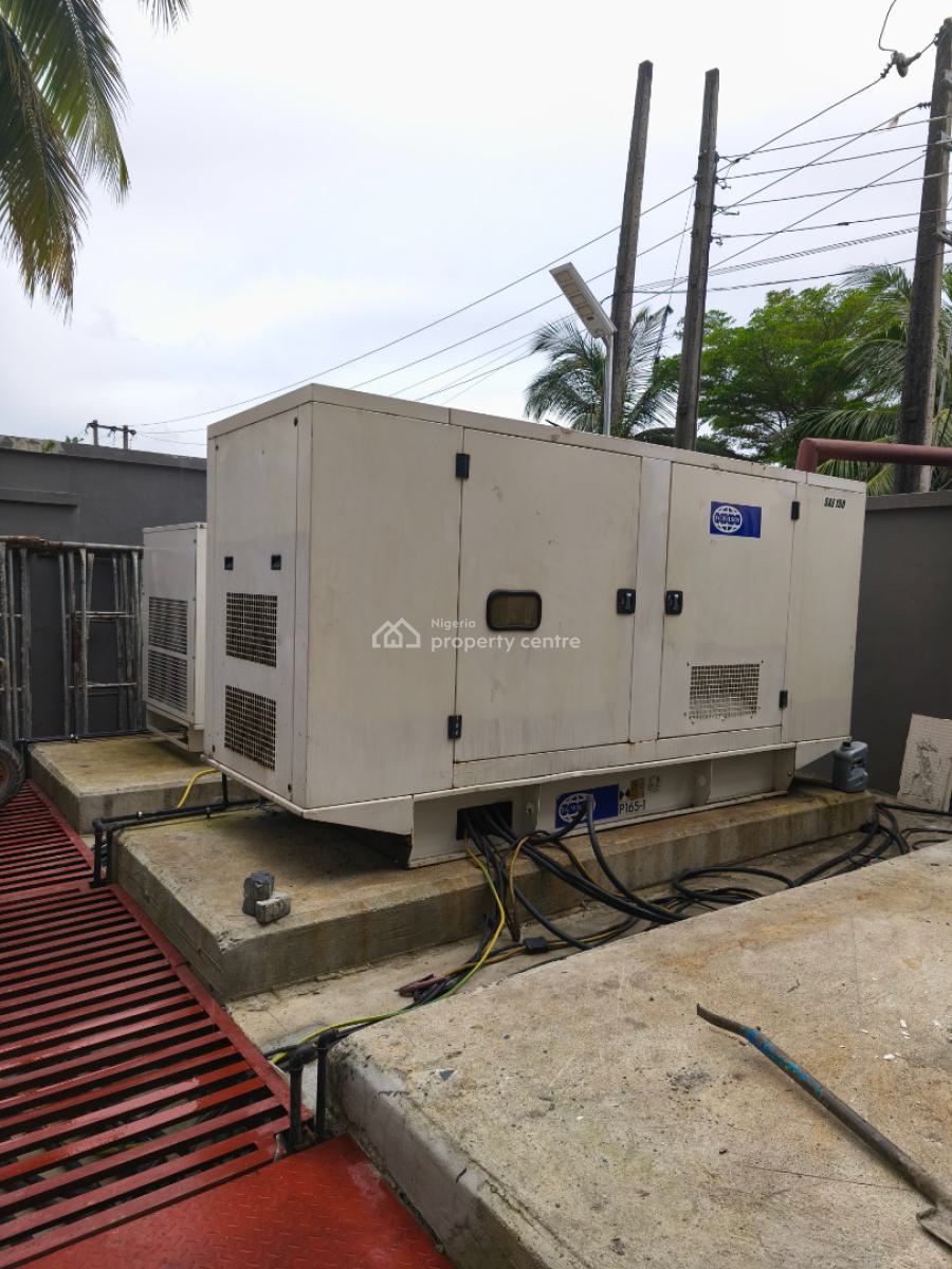 Super Luxury Serviced 3 Bedroom Flat with Bq, Central Estate Lekki Phase 1, Lekki, Lagos, Flat / Apartment for Sale