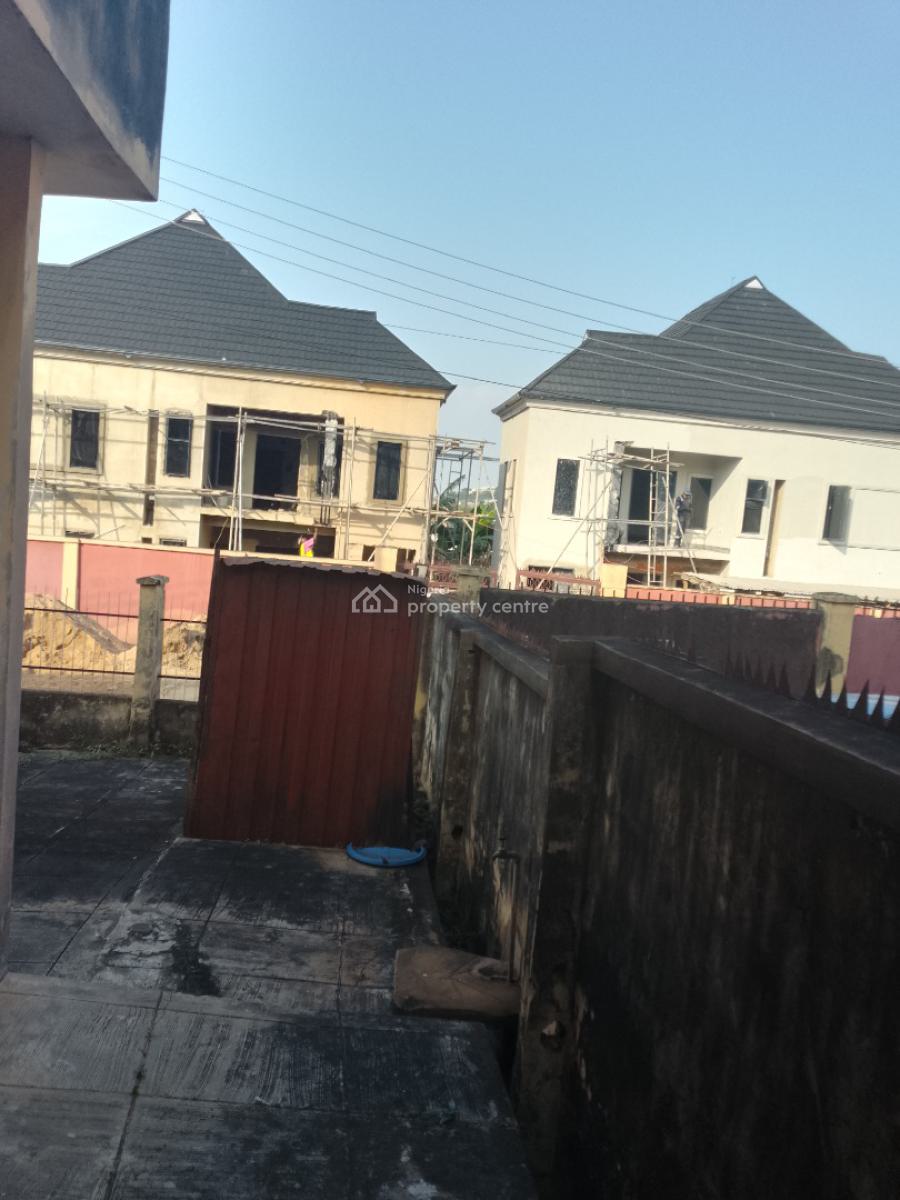 Land Measuring 922sqm with Demolishable Twin Duplex, Ikolaba Estate, New Bodija, Ibadan, Oyo, Residential Land for Sale