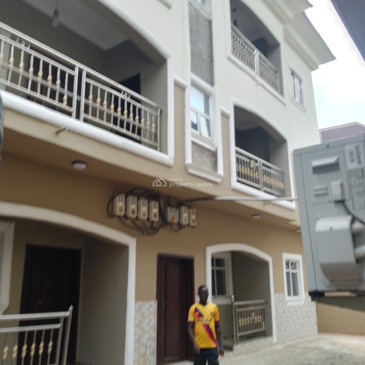 Luxury Spacious 3 Bedroom Apartment, Behind Super Saver Mall, Ago Palace, Isolo, Lagos, Flat / Apartment for Rent