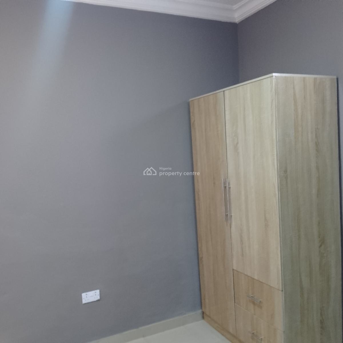 Luxury Spacious 3 Bedroom Apartment, Behind Super Saver Mall, Ago Palace, Isolo, Lagos, Flat / Apartment for Rent