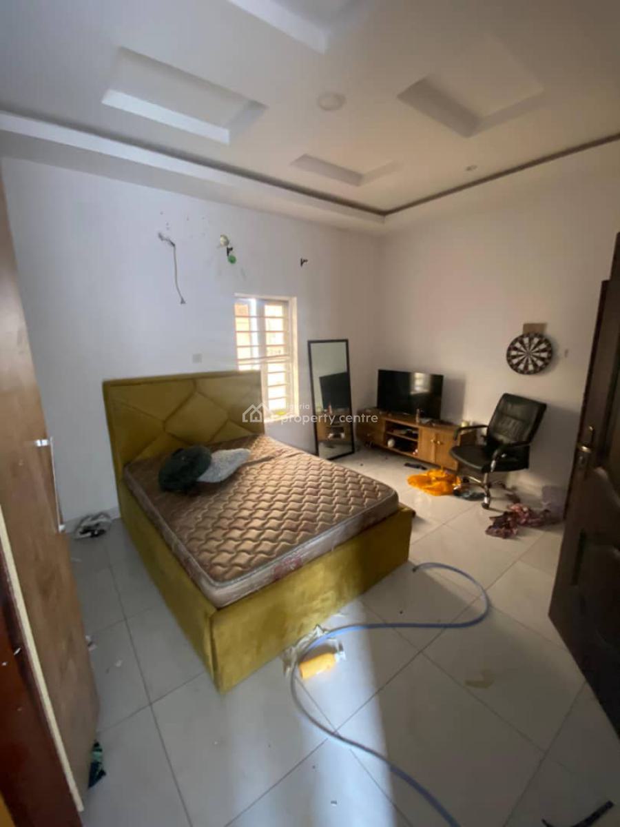 Master Bedroom Shared Apartment, Lekki County, Ikota, Lekki, Lagos, Self Contain (single Rooms) for Rent