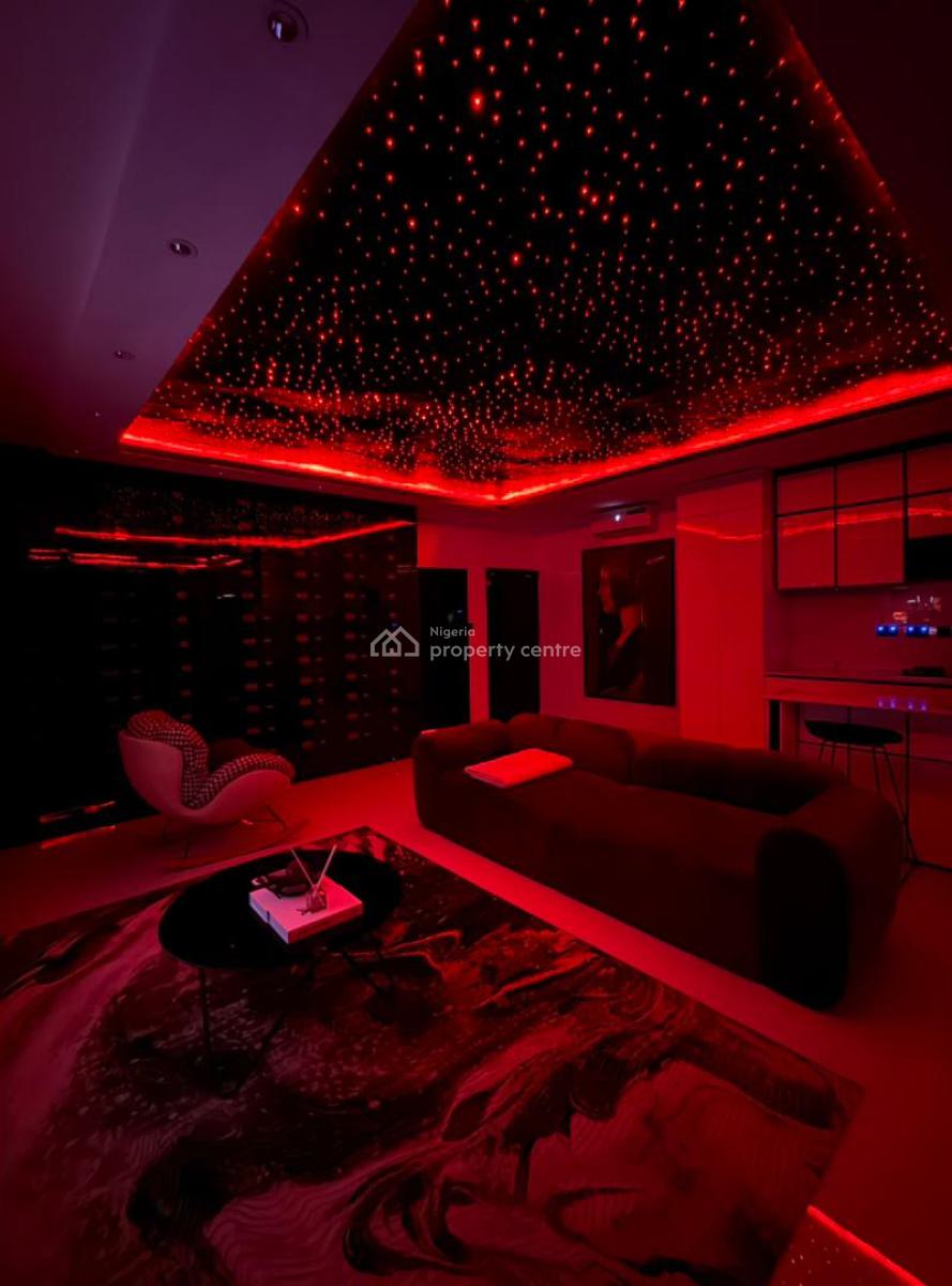 Deluxe 2 Bedroom Apartment with a Private Cinema & a Bath Lounge, Lekki, Lagos, Flat / Apartment Short Let
