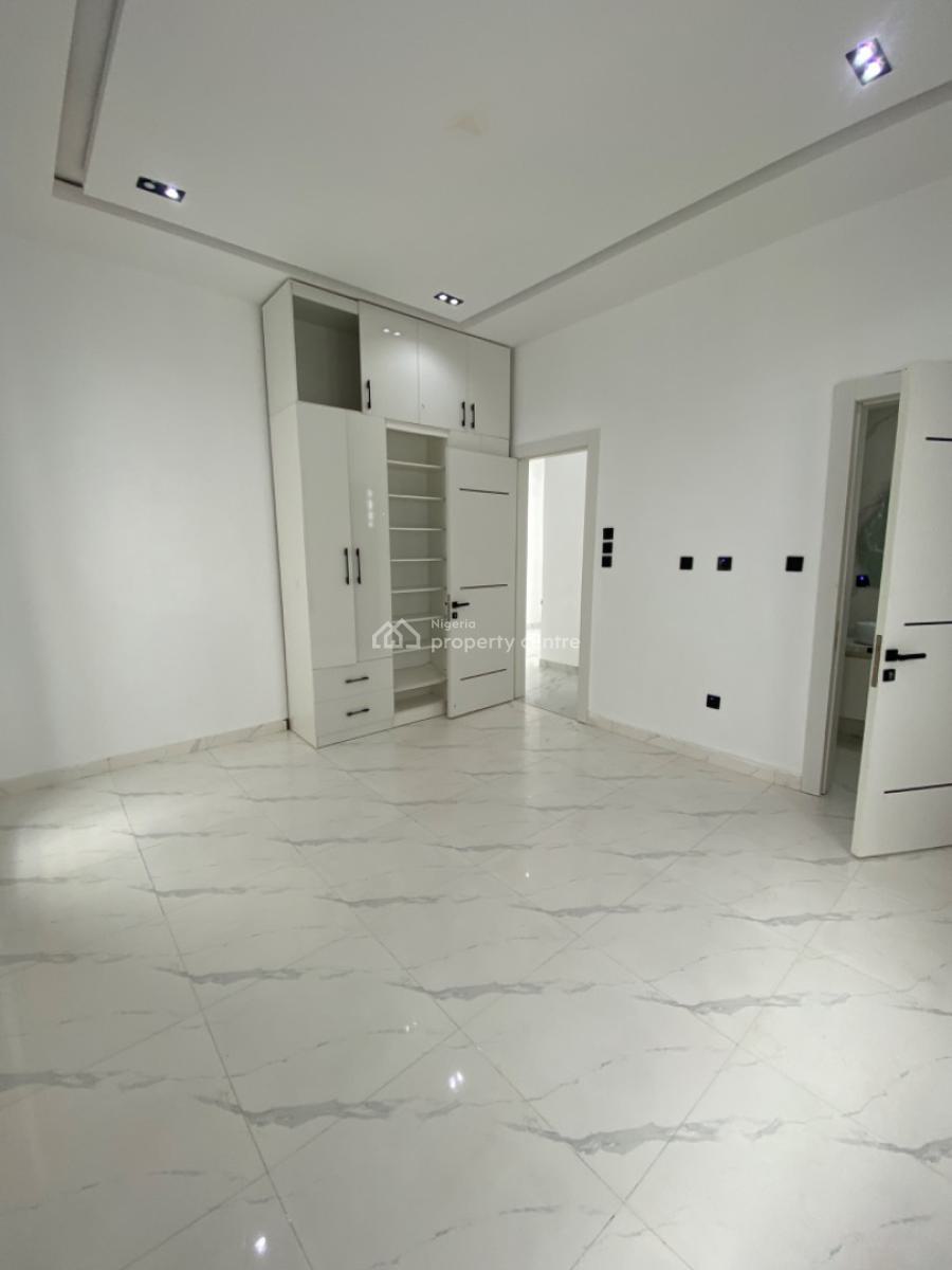 a Contemporary 5 Bedrooms Detached Duplex with Bq, Ado, Ajah, Lagos, Detached Duplex for Sale