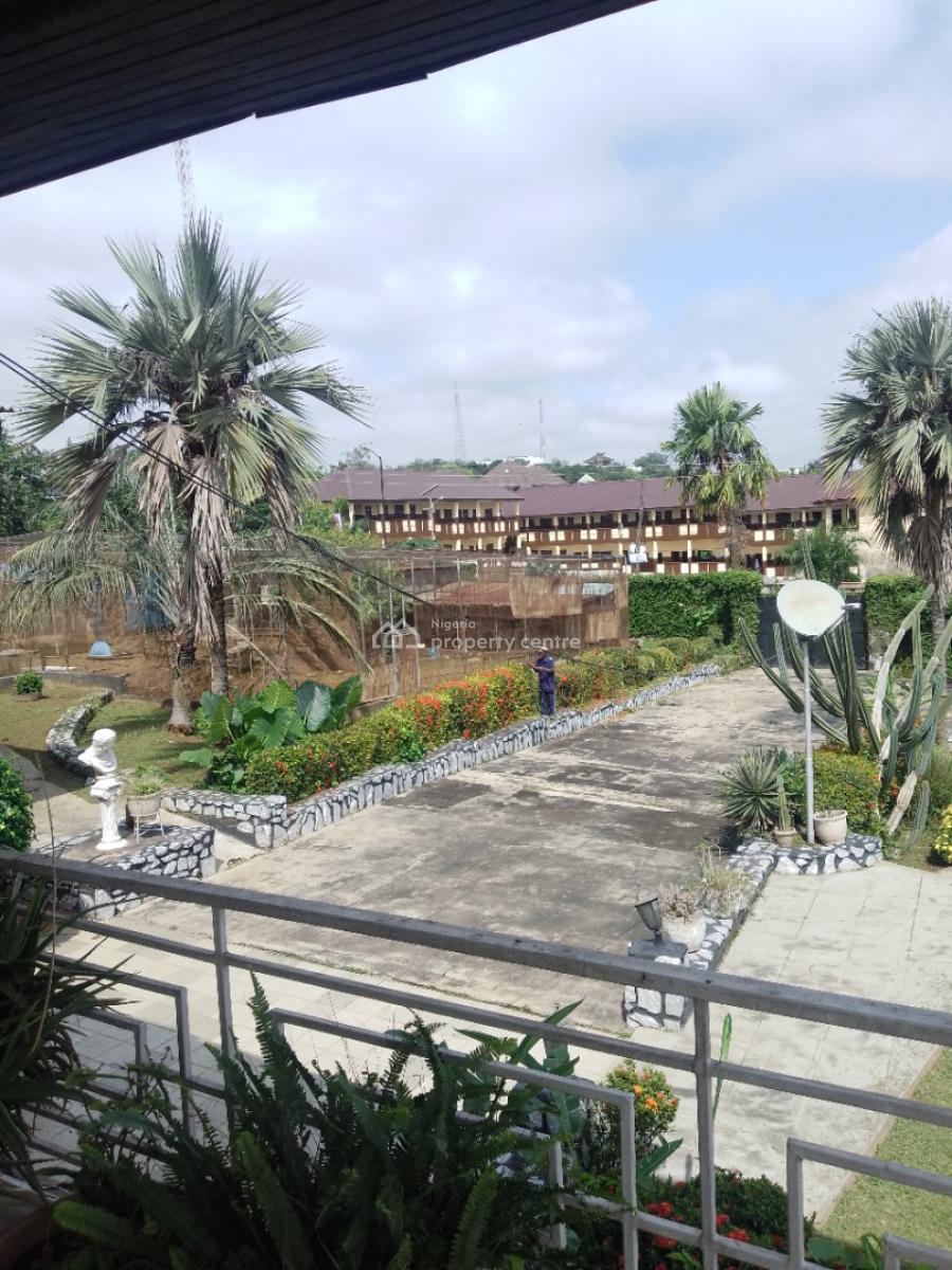 Block of Flat on 5,294.48sq Yards, Agodi Gate, Ibadan North, Oyo, Detached Duplex for Sale