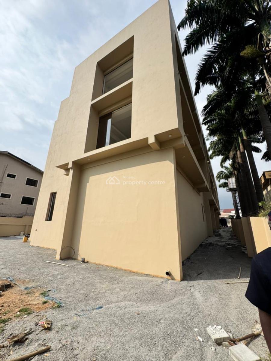 Prestigious Purpose Built Office Complex, Wuse, Abuja, Office Space for Sale