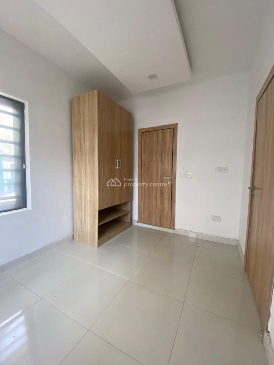 1 Bedroom Apartment, Igbo Efon, Lekki, Lagos, Mini Flat (room and Parlour) for Rent