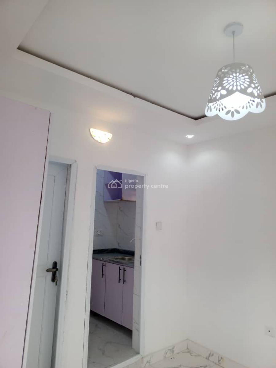 Clean Luxury Roomself Contain, 10 Richman Street, Badore, Ajah, Lagos, Self Contain (single Rooms) for Rent