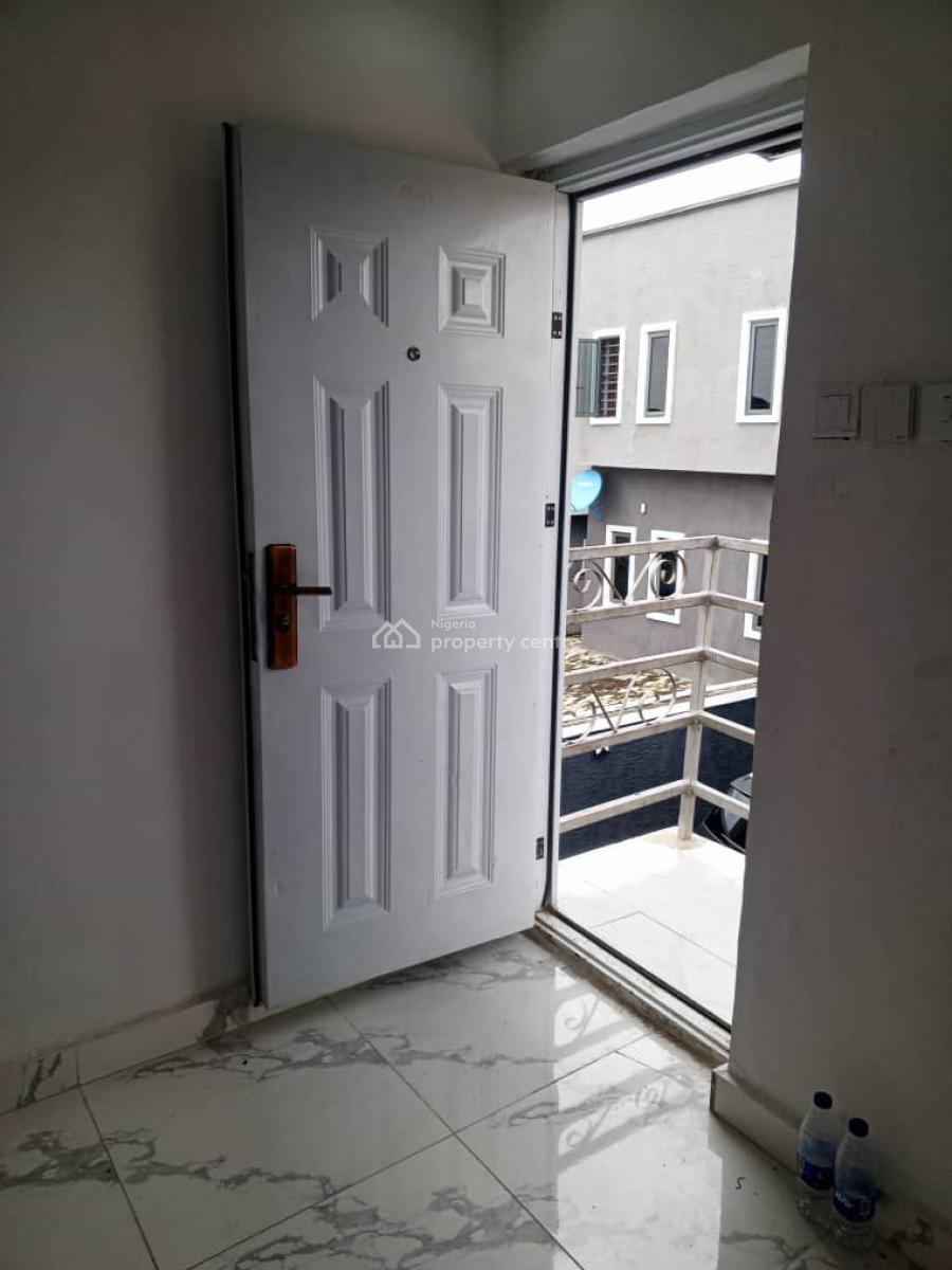 Clean Luxury Roomself Contain, 10 Richman Street, Badore, Ajah, Lagos, Self Contain (single Rooms) for Rent
