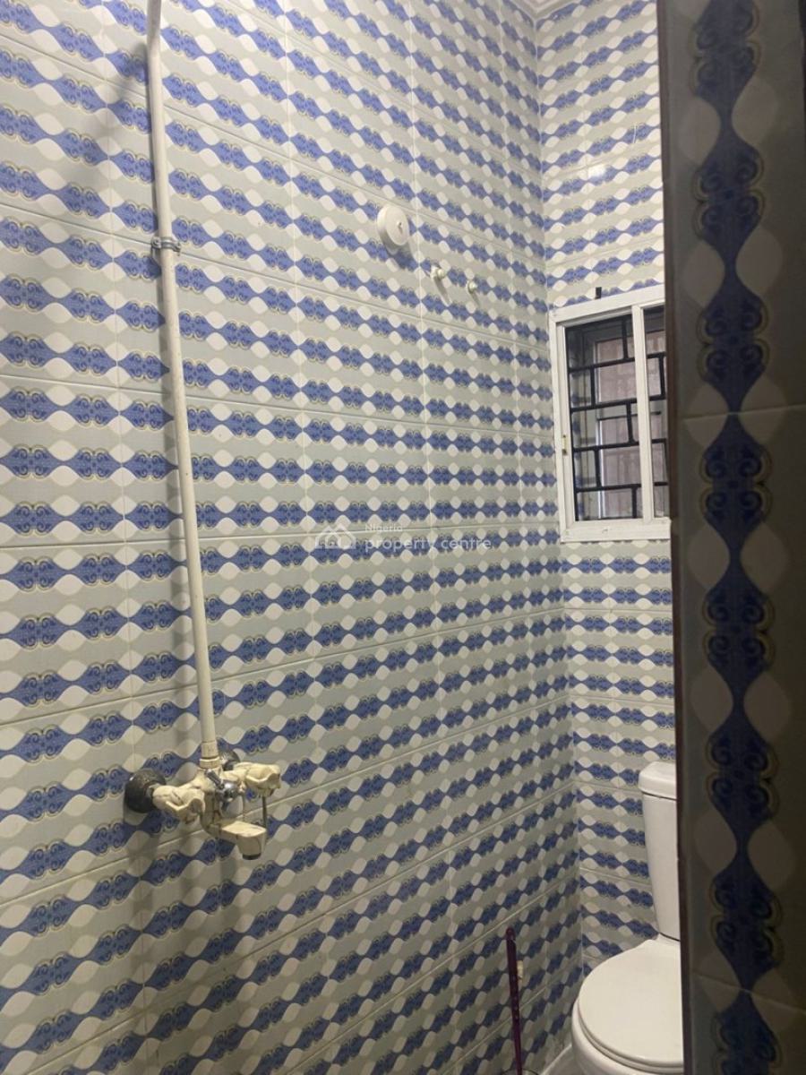Neatly Used Standard 2 Bedroom, Pedro, Gbagada, Lagos, Flat / Apartment for Rent